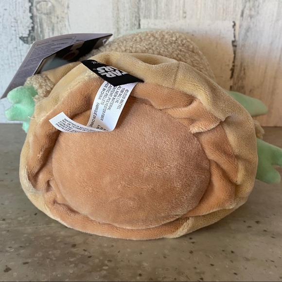 Star Wars Mandalorian The Child 8" Plush BabyYoda - Picture 3 of 6